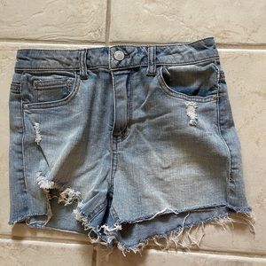 Ivy + Main Jean Shorts from Tilly’s